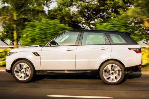 2018_Range_Rover_Sport_36