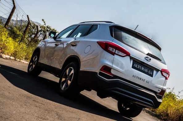Mahindra Alturas G4 2
