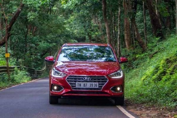 Hyundai Verna Petrol AT