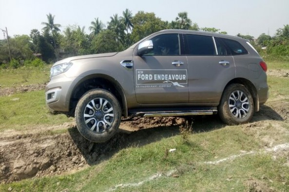 Steel Grey Ford Endeavour Side Profile