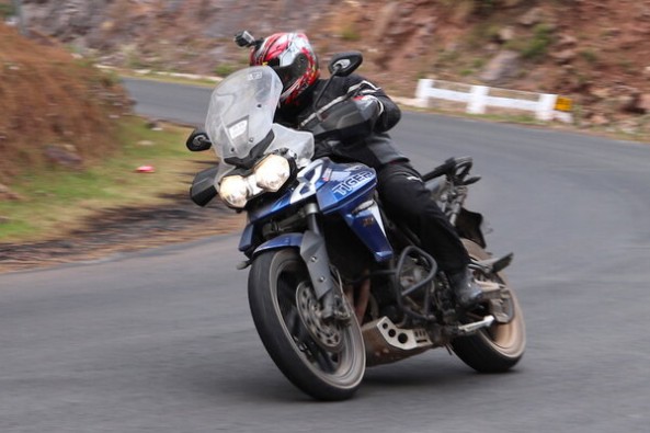 Triumph Tiger 800 xRx Front Profile With Rider