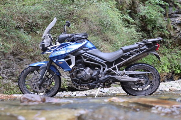 Triumph Tiger 800 xRx Side Profile 