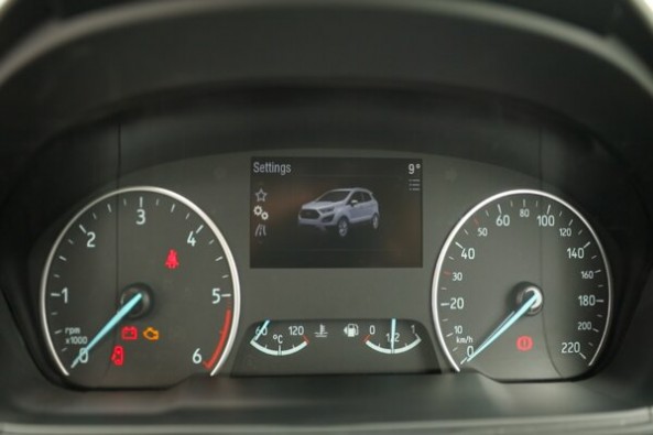 Ford EcoSport Odometer and Speedometer