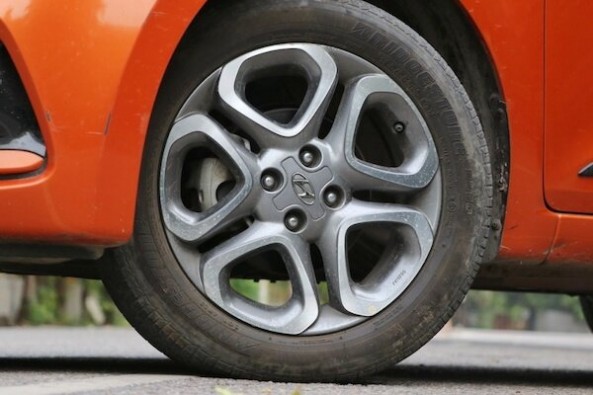 Hyundai Elite i20 Alloy Wheel