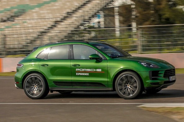 Green Color Porsche Macan Side Profile