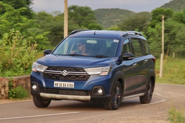 Blue Color Maruti Suzuki XL6 Front Profile