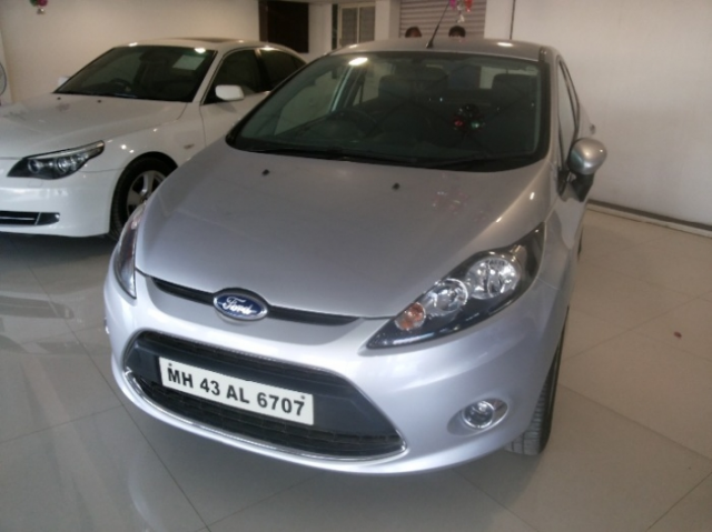 Ford Fiesta Titanium 2012