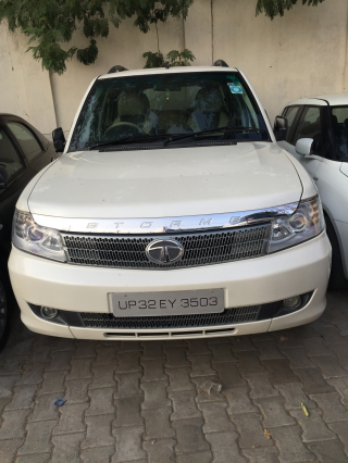 Tata Safari Storme 2.2 EX 4X2 2013