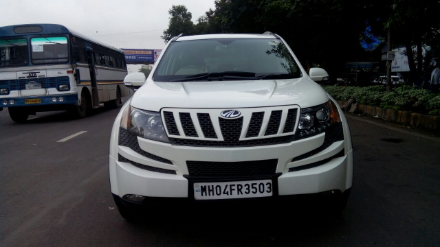 Mahindra XUV500 W8 2012