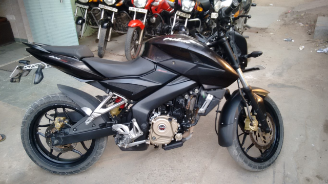 Bajaj Pulsar 200 NS 200cc 2014