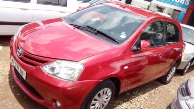 Toyota Etios Liva G 2012