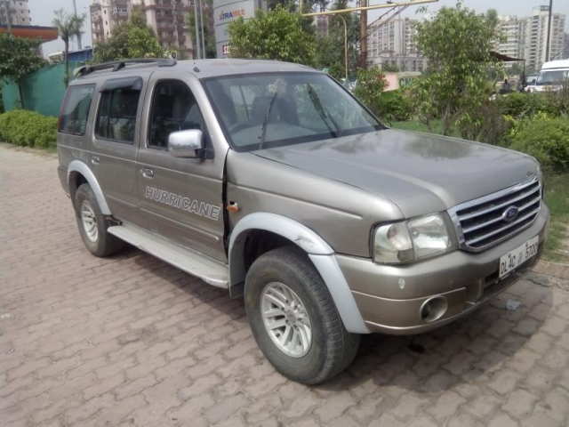 Ford Endeavour XLT 4X2 2004