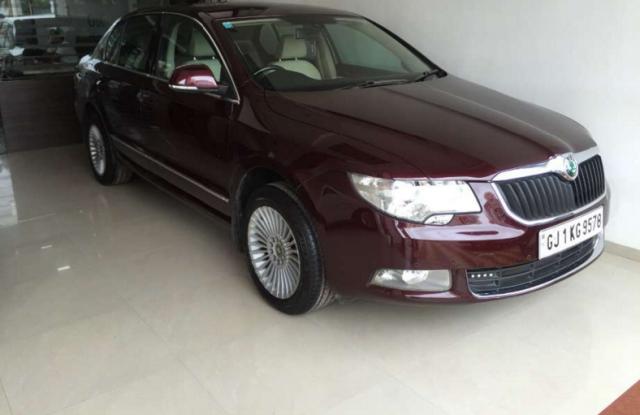 SKODA SUPERB 2.0 TDI PD 2011