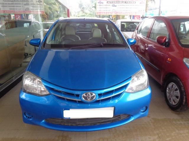Toyota Etios Liva GD 2013