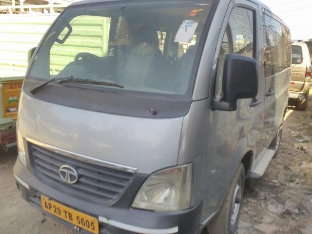 Tata Venture EX 8 STR 2012