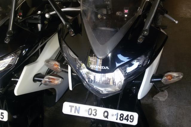 Honda CBR 150R 150cc 2015