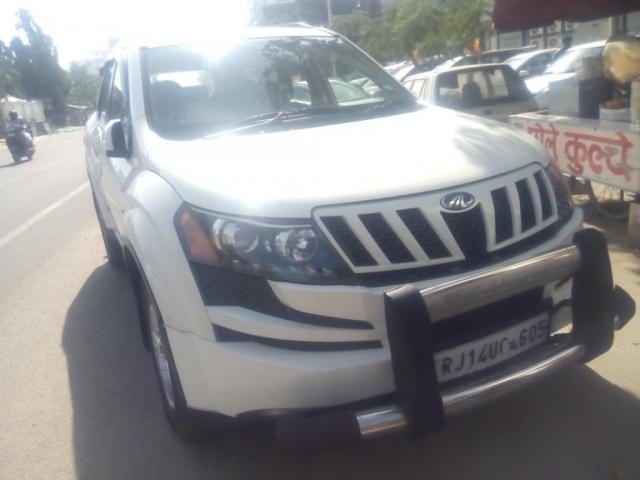 Mahindra XUV500 W6 2012