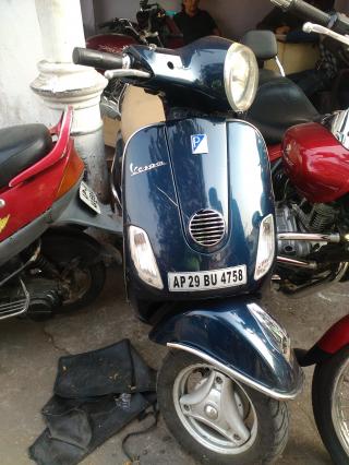 Piaggio Vespa 125cc 2013