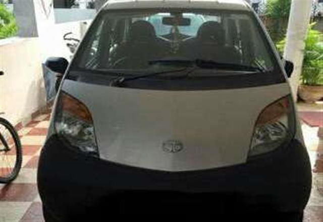 Tata Nano CX 2010