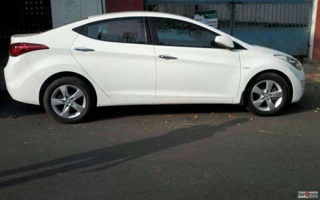 Hyundai Elantra 1.6 SX MT 2013