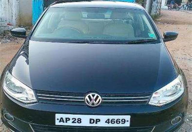 Volkswagen Vento Highline 2012