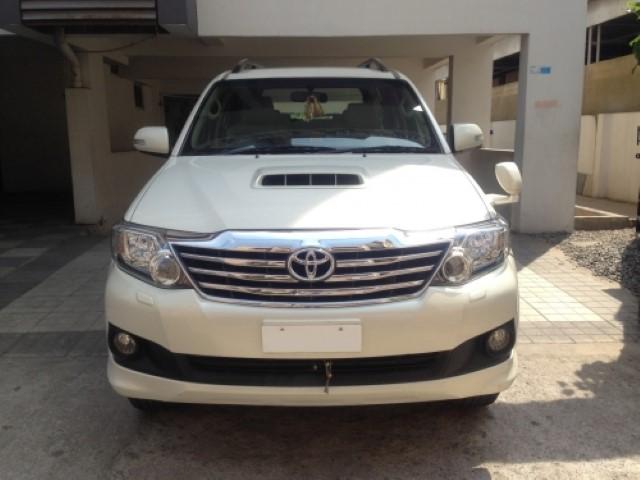 Toyota Fortuner 3.0 4X2 AT 2013