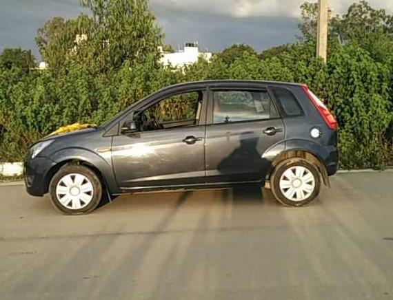 Ford Figo ZXI DURATORQ 1.4 2012