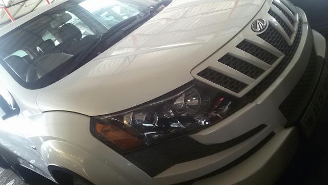 Mahindra XUV500 W8 2012