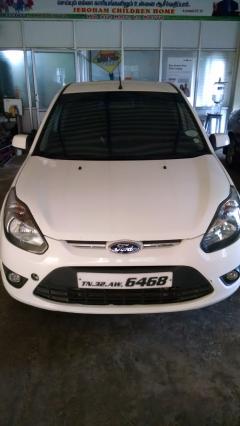 Ford Figo 1.5 TCDi Titanium 2012