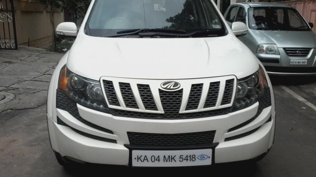 Mahindra XUV500 W8 2012