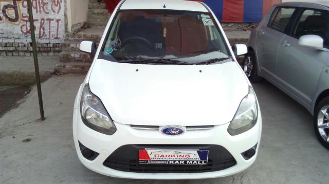 Ford Figo DURATORQ TITANIUM 1.4 2013
