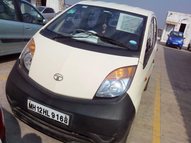 Tata Nano LX 2011