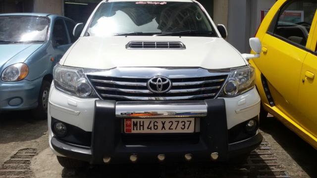 Toyota Fortuner 3.0 4X4 MT 2013