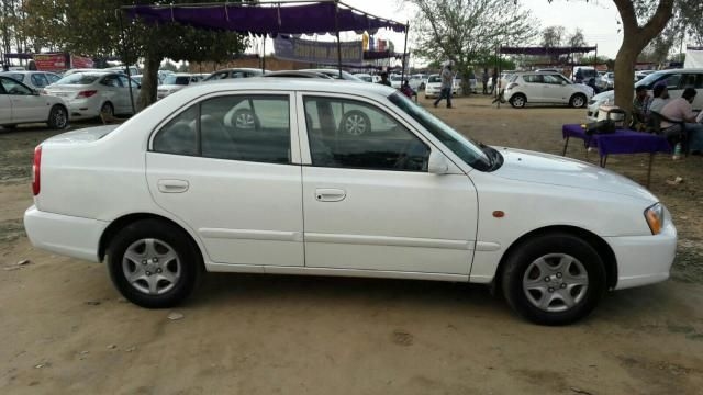 Hyundai Accent GLS 2011