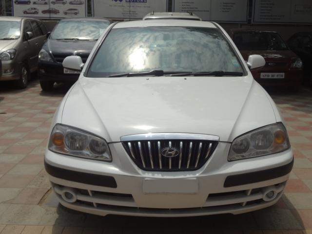 Hyundai Elantra CRDi 2004