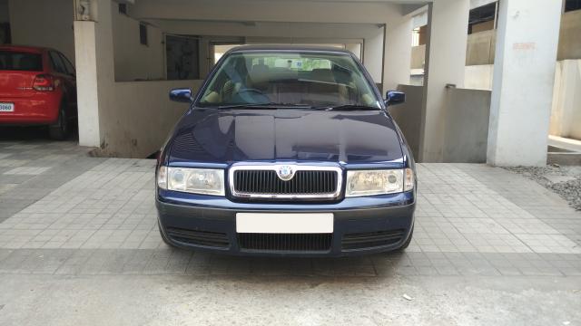 Skoda Octavia ELEGANCE 2.0 MPI 2003