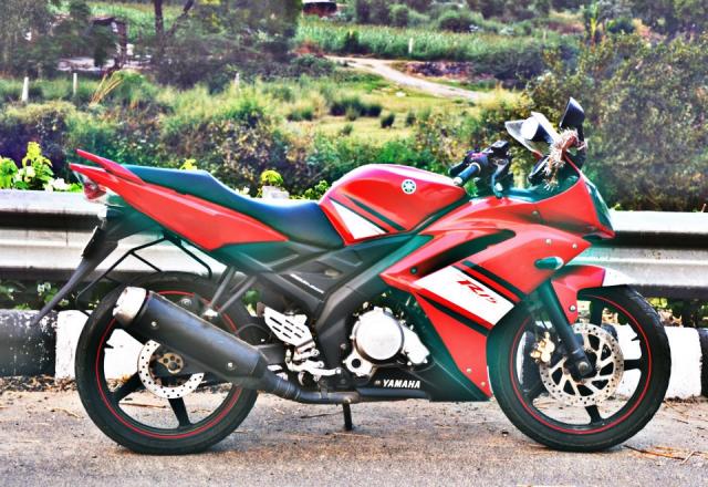 Yamaha YZF-R15 150cc 2010