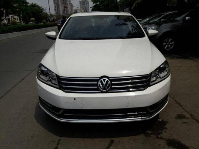 Volkswagen Passat HIGHLINE MT 2011