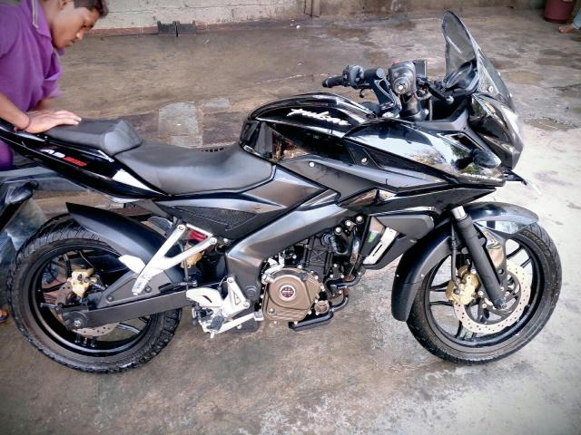 Bajaj Pulsar AS200 2013