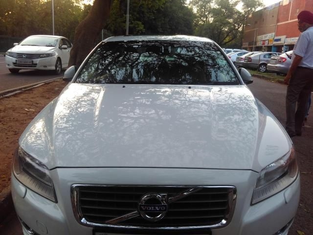 Volvo S80 Summum D5 2010