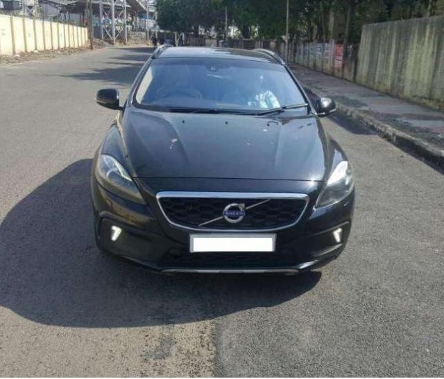 Volvo V40 Cross Country D32013