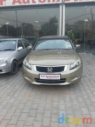 Honda Accord 2.4 AT 2010