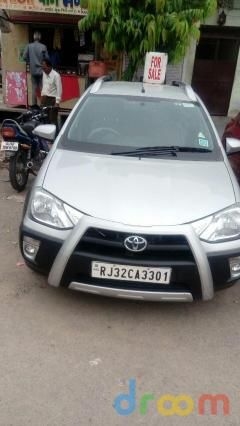 Toyota Etios Cross 1.2 G 2015