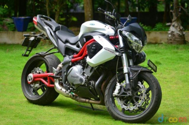 Benelli TNT 899 2015