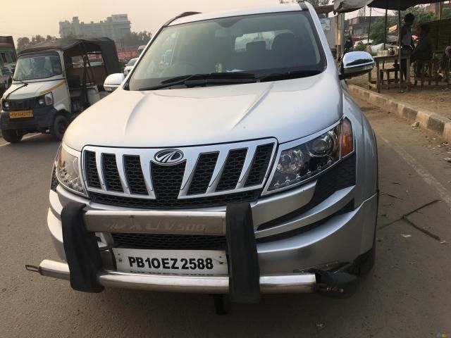 Mahindra XUV500 W6 4X2 2014