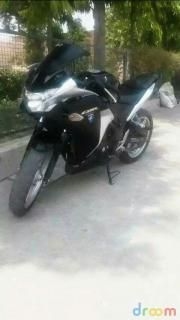 Honda CBR 250R 2011