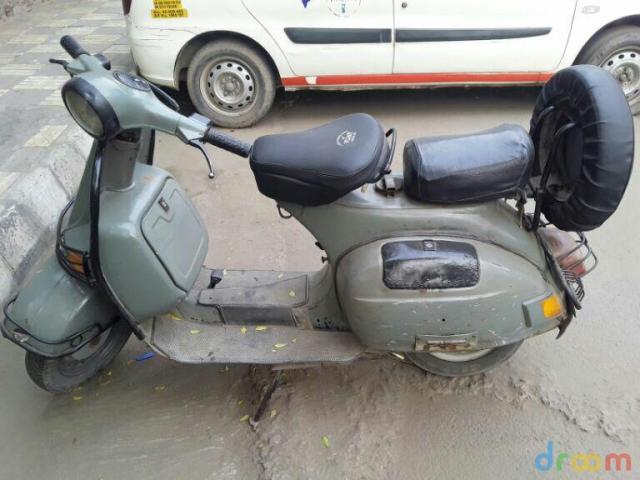 Bajaj Chetak 150 2000