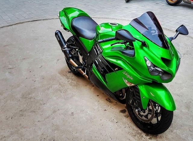 Kawasaki Ninja ZX-14R 2014