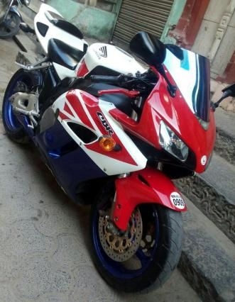 Honda CBR 1000RR 2006