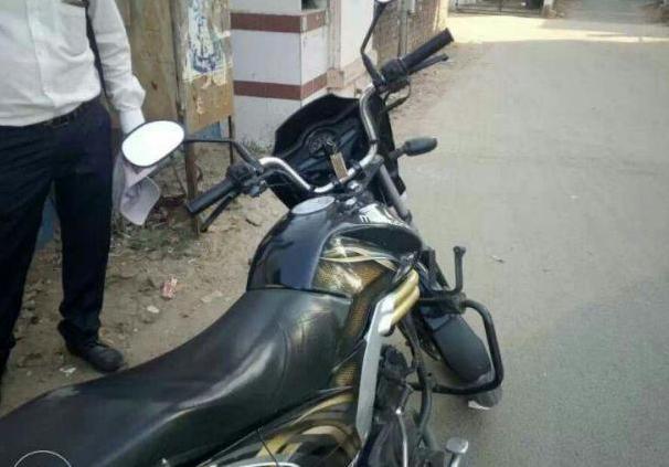 Mahindra Centuro NXT 110cc 2015